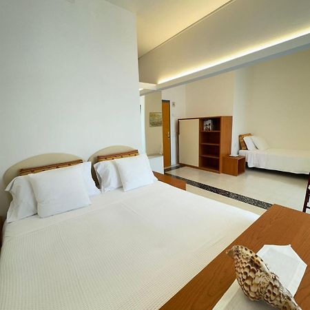 Hotel Pinocchio Cattolica Luaran gambar